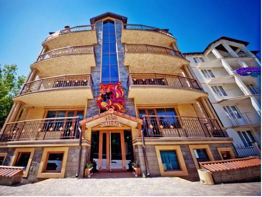 Zhar-Ptitsa Hotel