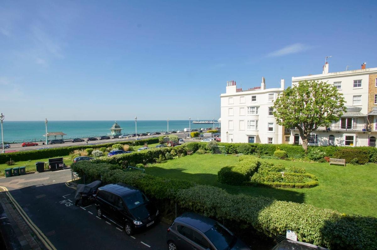 Regency Apartment | Sea View | by Brighton Holiday