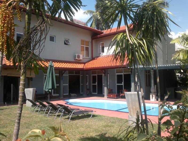 Palms Villa