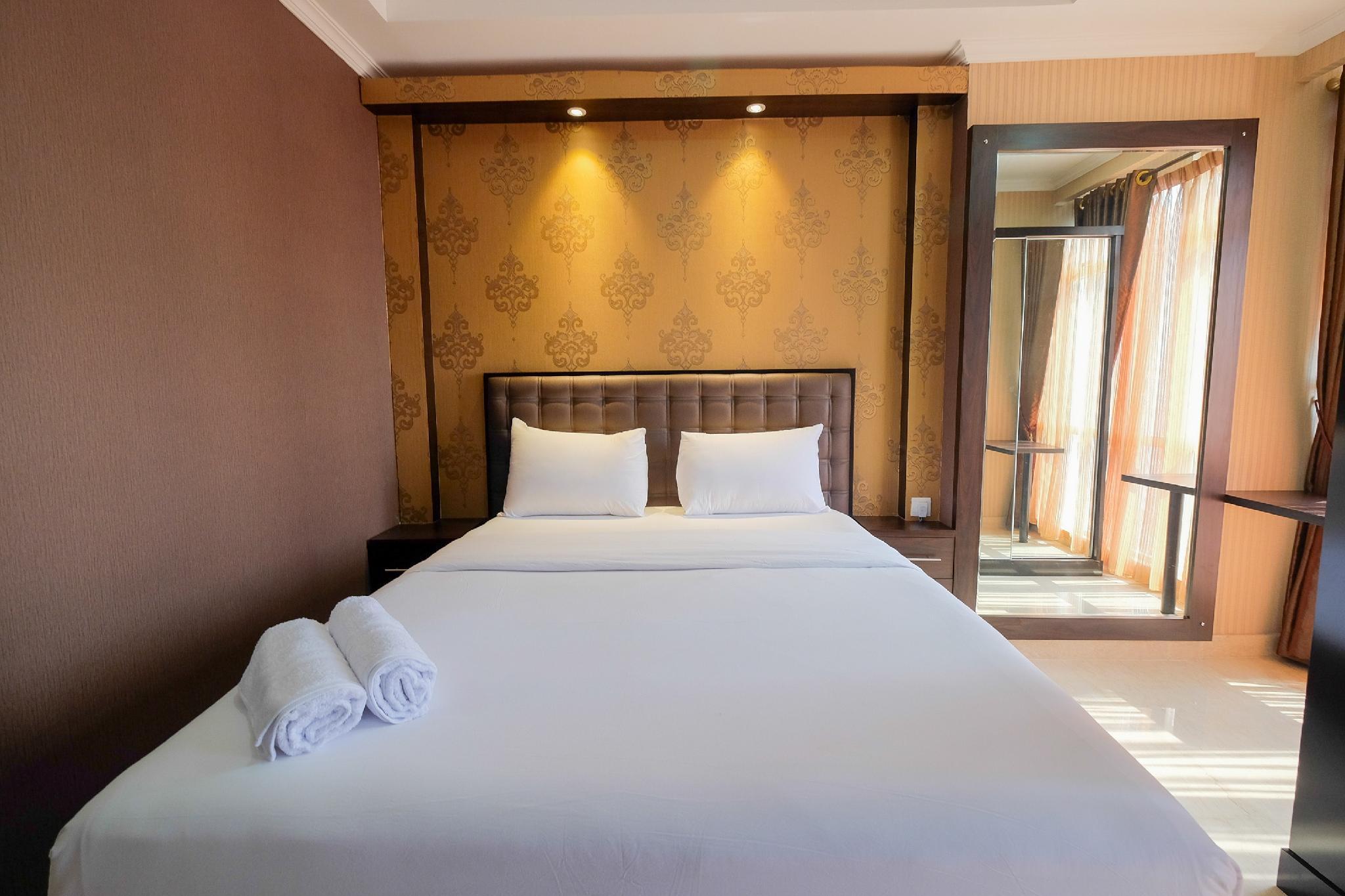 Exquisite Studio Menteng Park Apt By Travelio