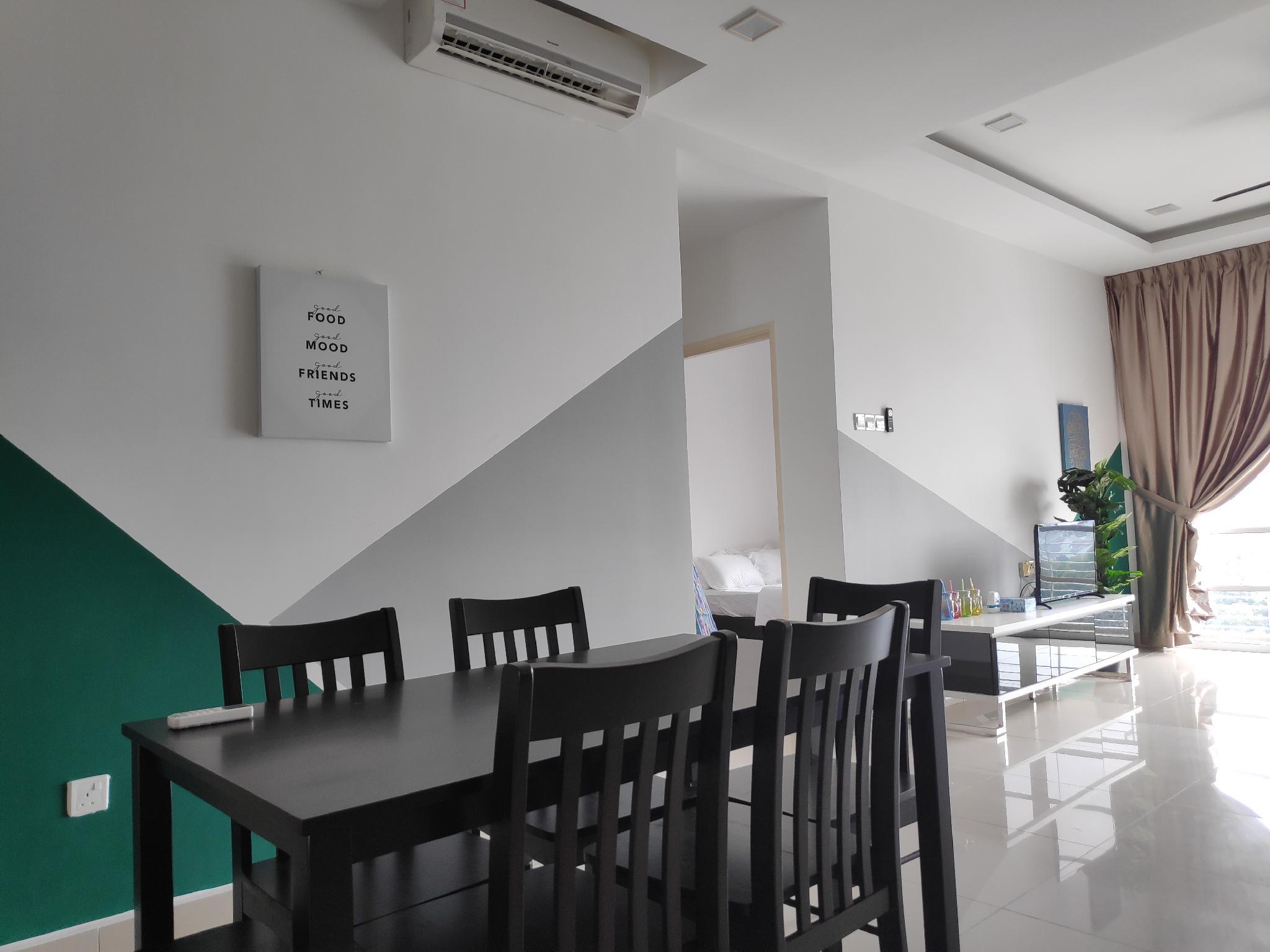 3 Room Near Legoland & Second link @ Nusa Height
