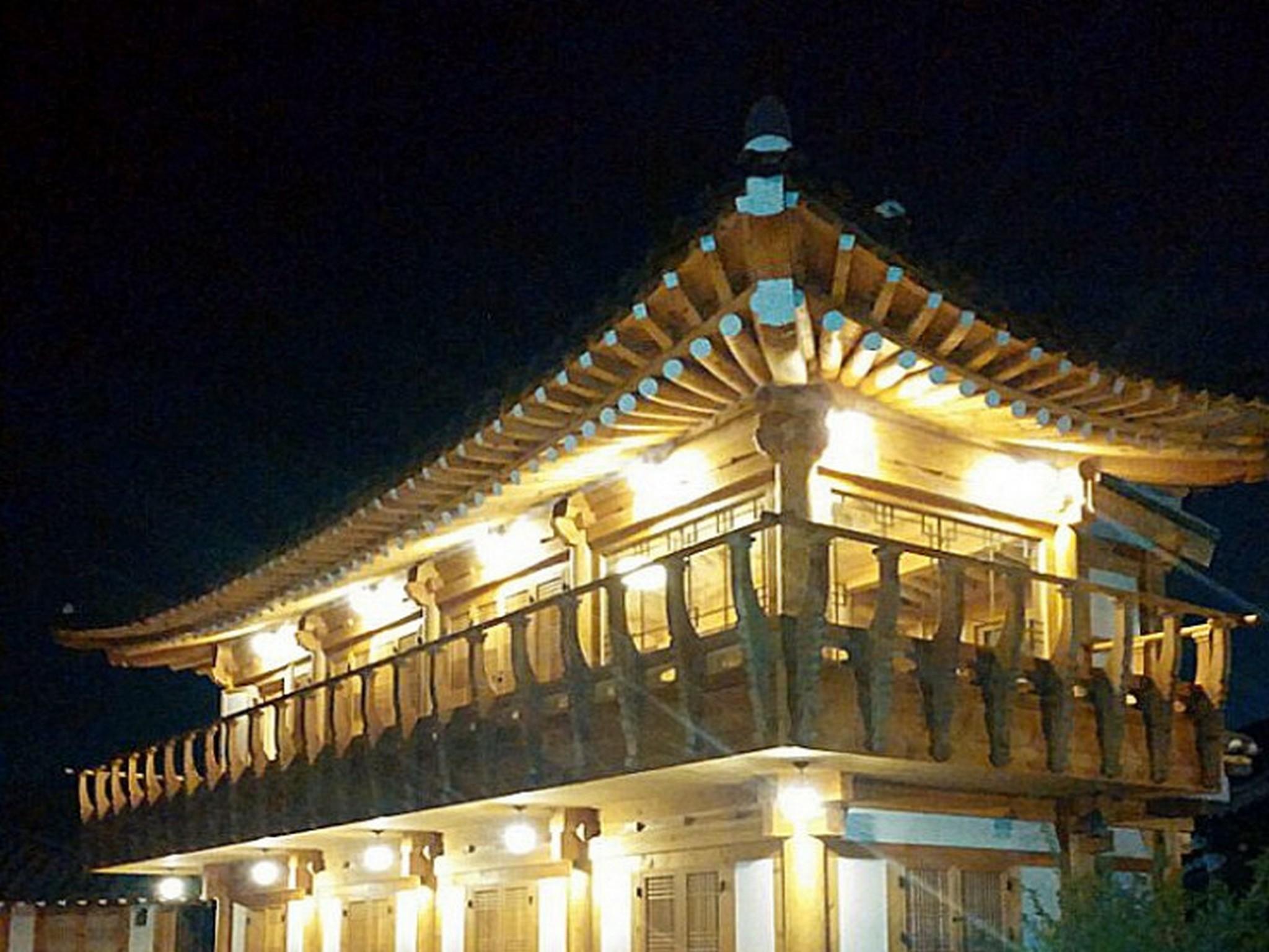 Happy Village Syeobul Hanok Pension