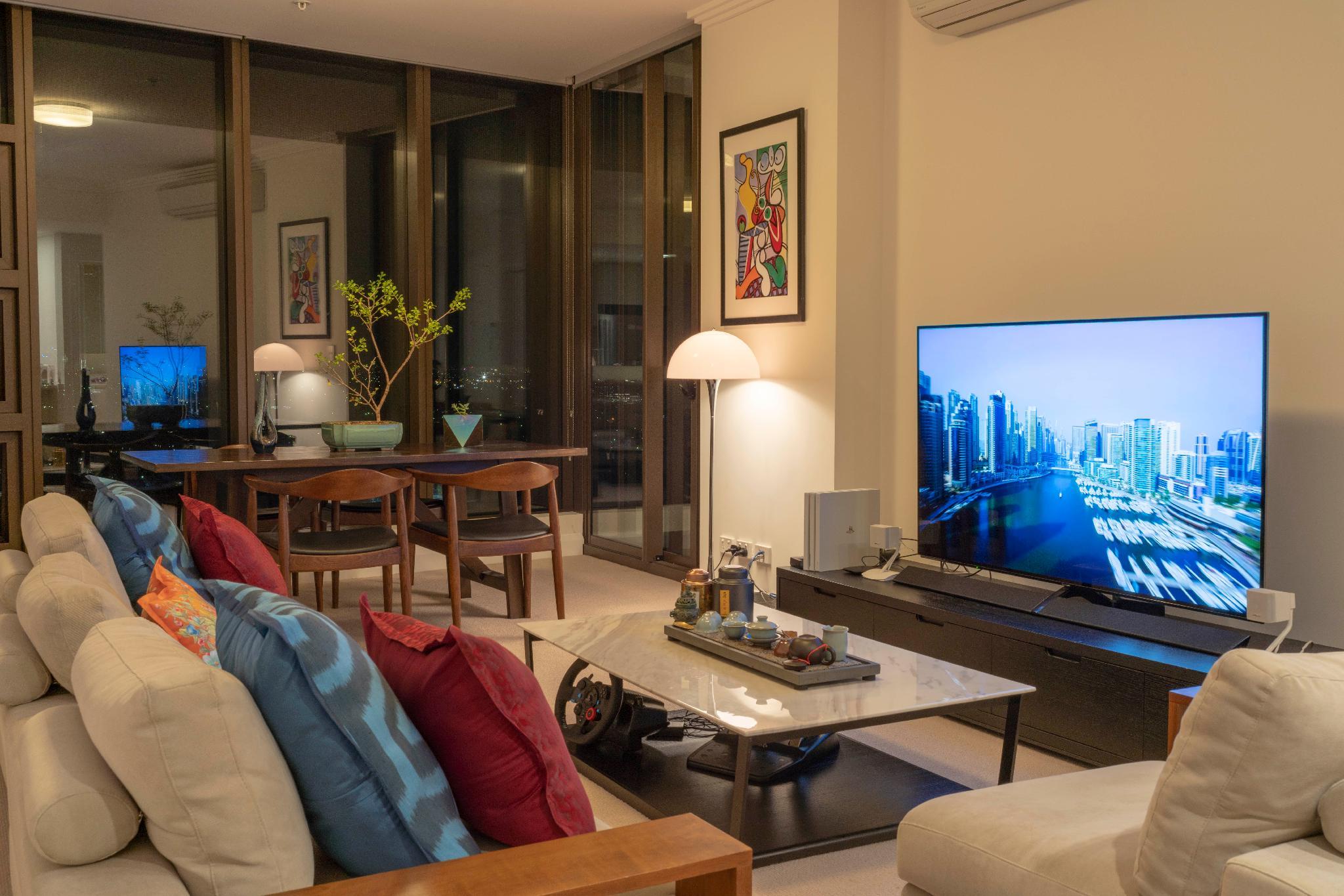 Premium 2 Bedroom Apartment with Panoramic Views