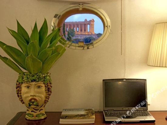 Villa Athena Resort