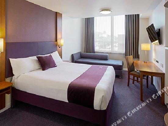 Premier Inn London Docklands (Excel)
