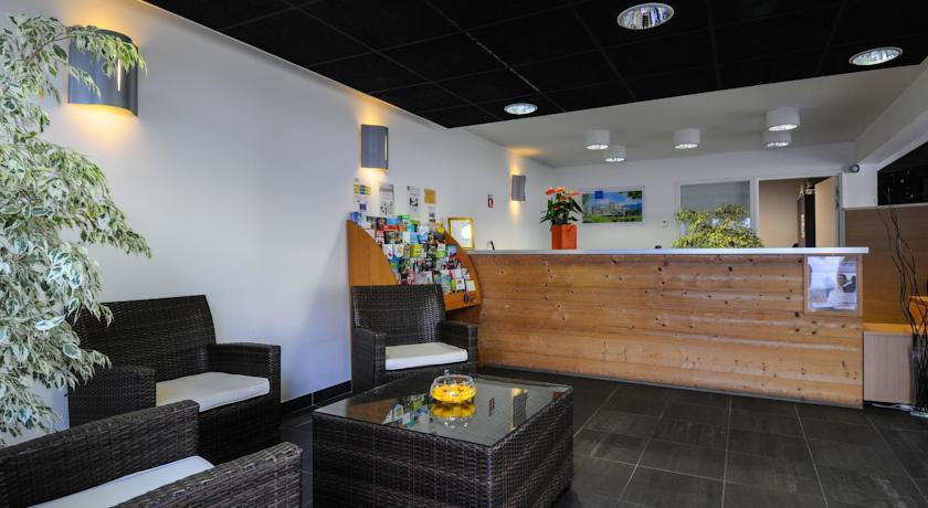 HOMETIMES HOTEL AZUREA
