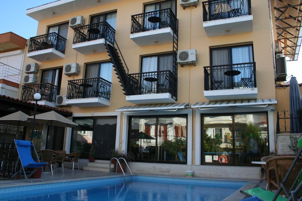 HOTEL GRAND AMPHORA