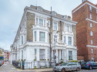 Castletown House Apartments