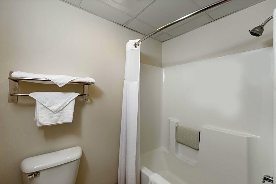 Reston Inn & Suites