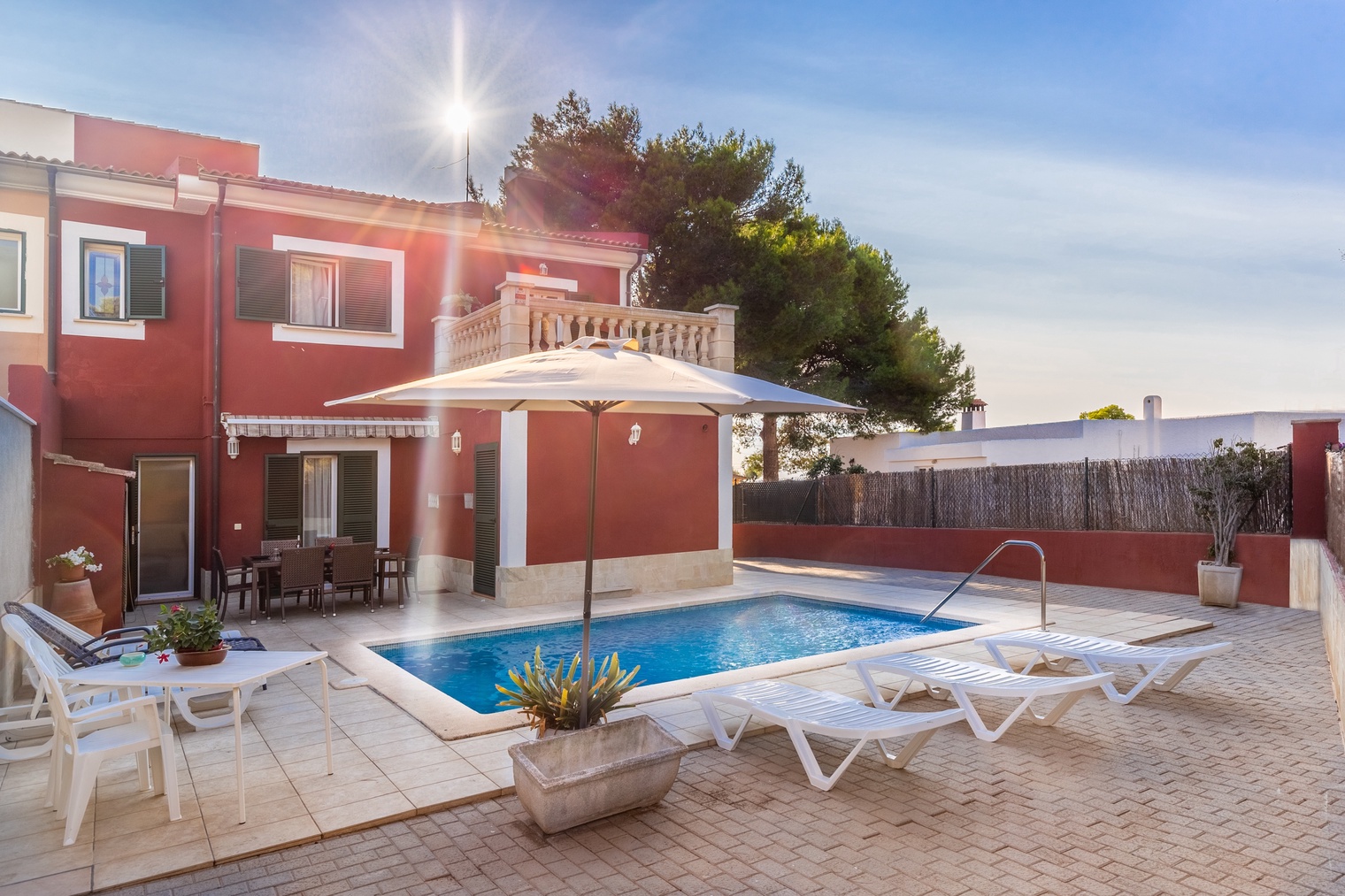 Holiday house with private pool for 7 persons approx. 215 m2
