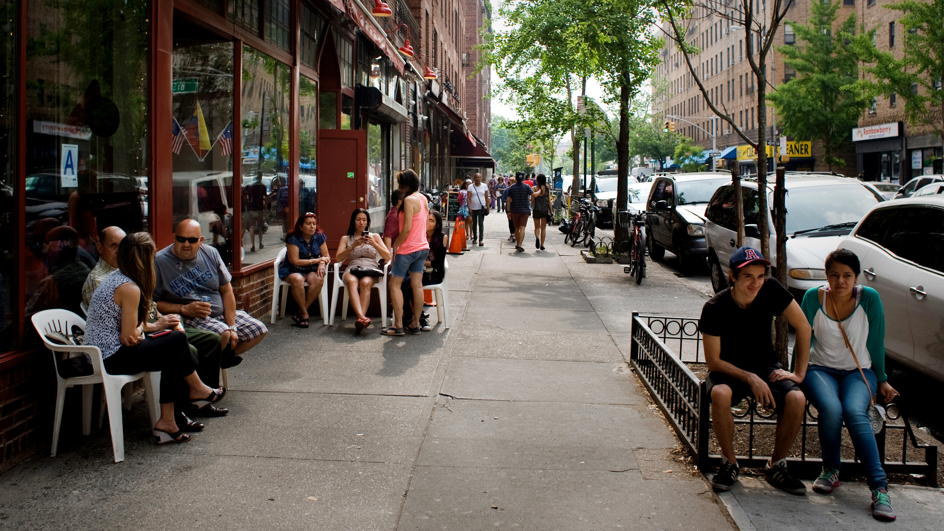 Hotels in Jackson Heights