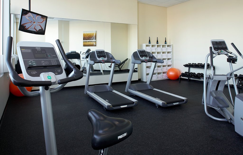 Holiday Inn Express & Suites MONTREAL AIRPORT