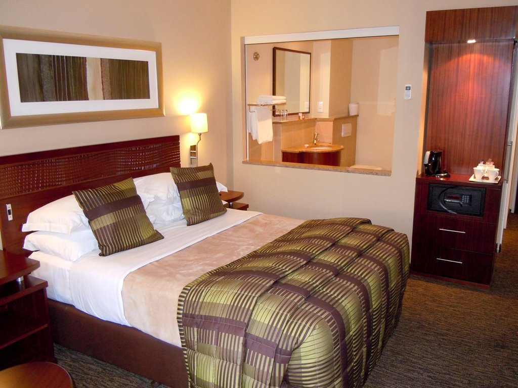 CITY LODGE AT ORTIA
