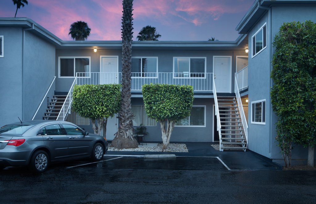 SANTA MONICA MOTEL