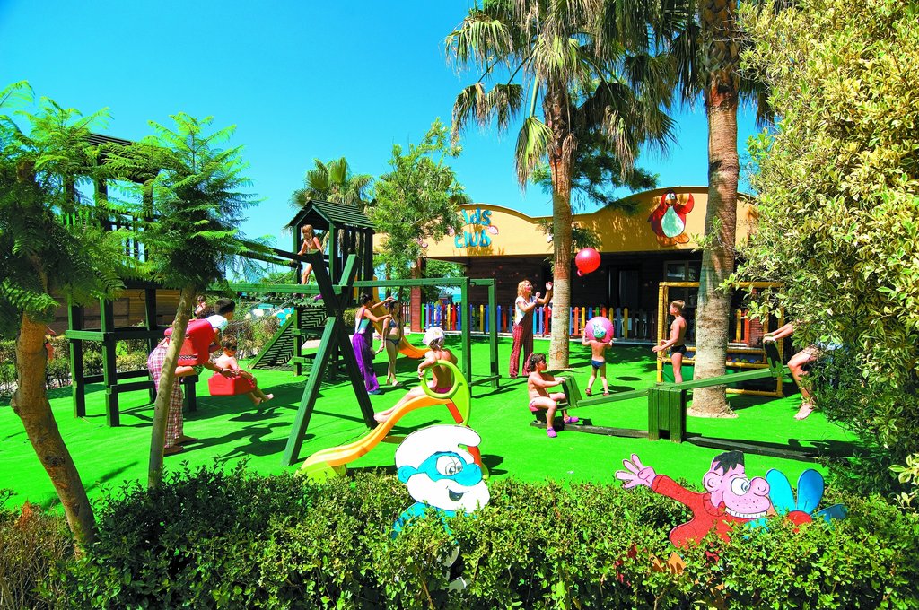 Aydinbey Famous Resort AYDIN UeNLUeER TUR. GIDA.TiC VE SAN As.