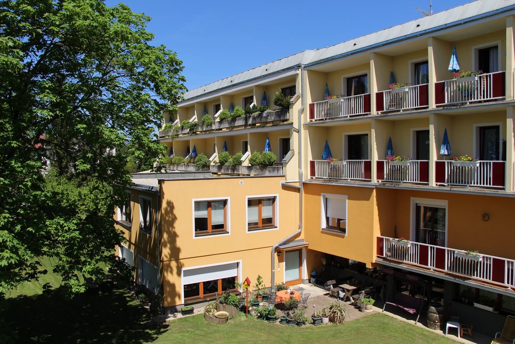 Simon- Hotel  Konditorei