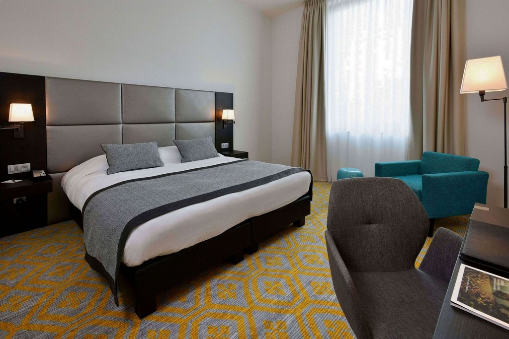 MARTIN S GRAND HOTEL