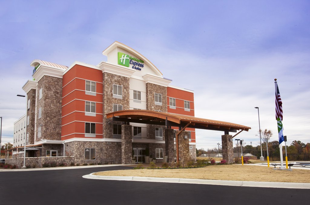 HOLIDAY INN EXP STES HOT SPR