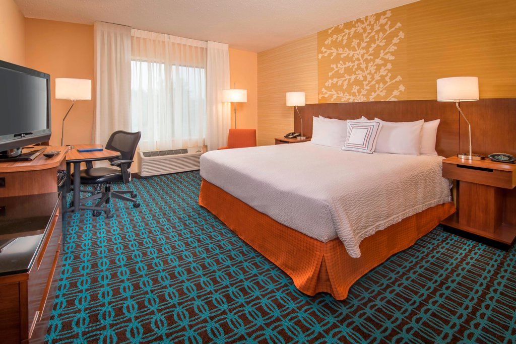 Fairfield Inn and Suites by Marriott Frederick