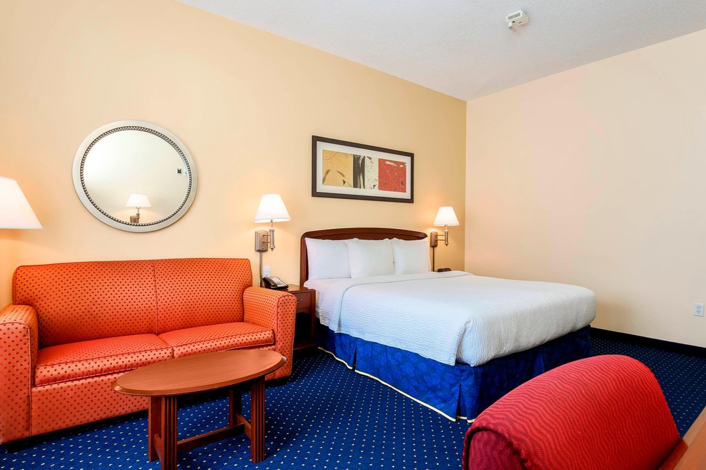 Courtyard by Marriott Dallas Lewisville