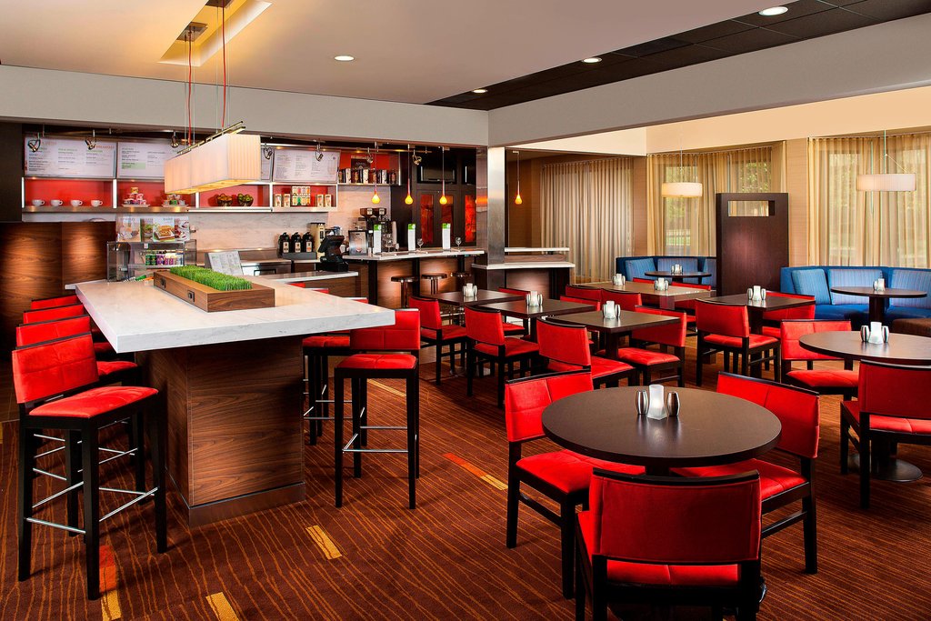 Courtyard by Marriott Memphis Airport