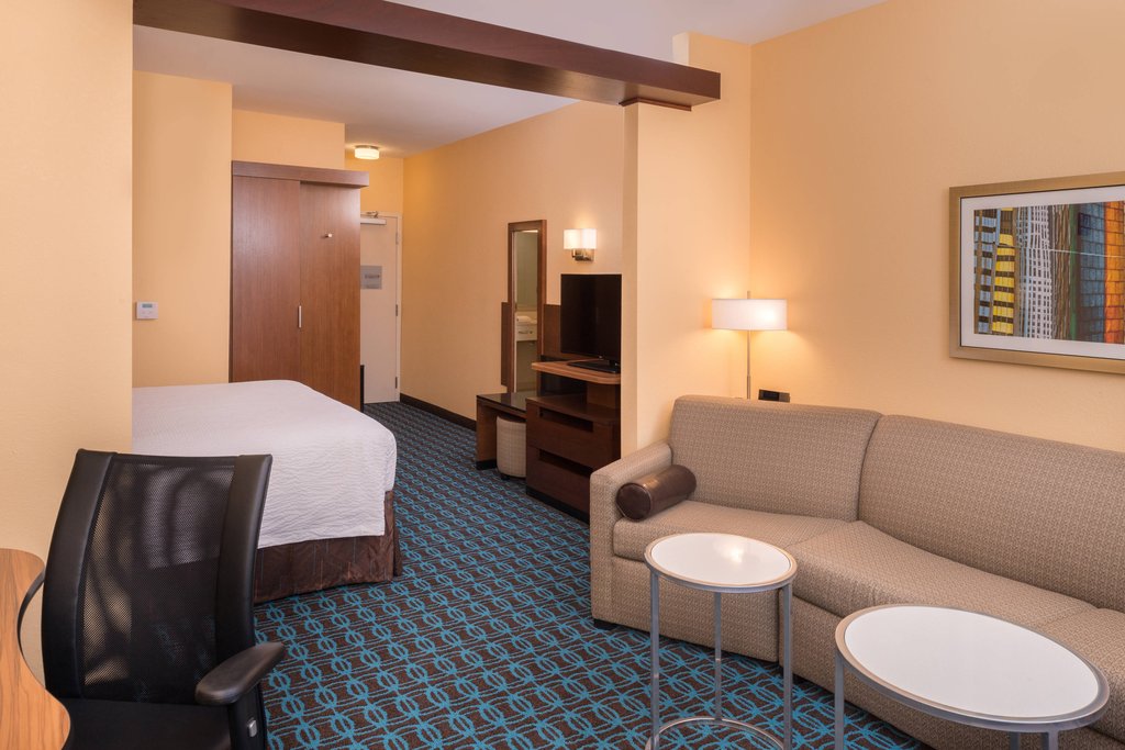 Fairfield Inn and Suites by Marriott Huntington
