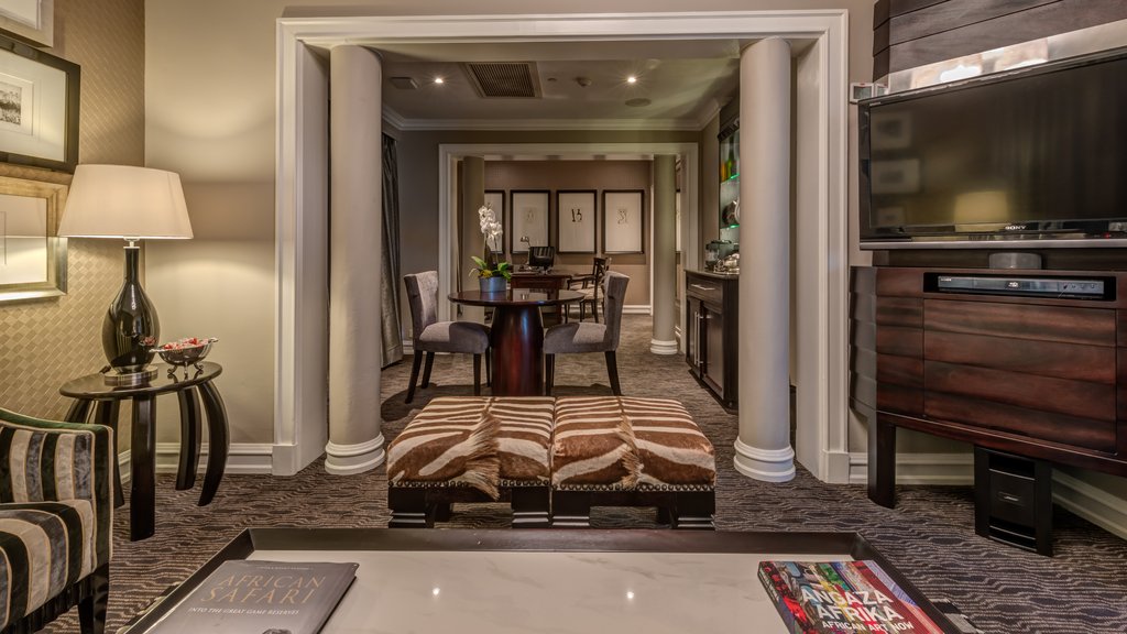 INTERCONTINENTAL OR TAMBO ARPT
