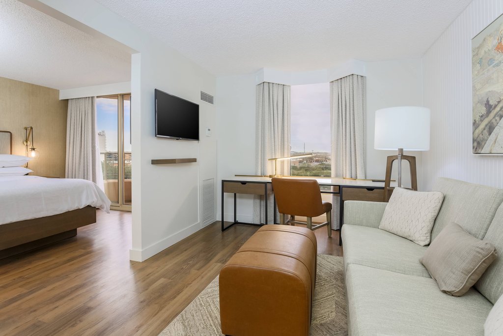 Sheraton Suites Market Center Dallas