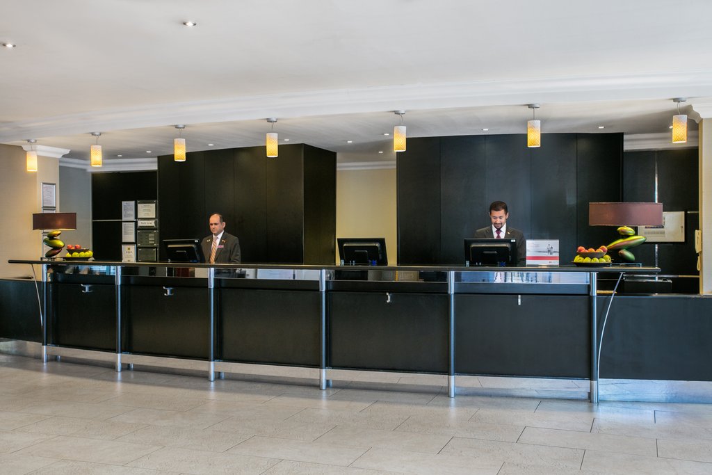 Crowne Plaza MANCHESTER AIRPORT
