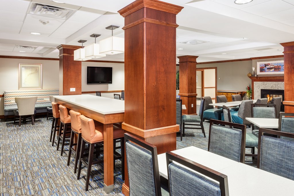 Holiday Inn Express & Suites HAMPTON SOUTH-SEABROOK