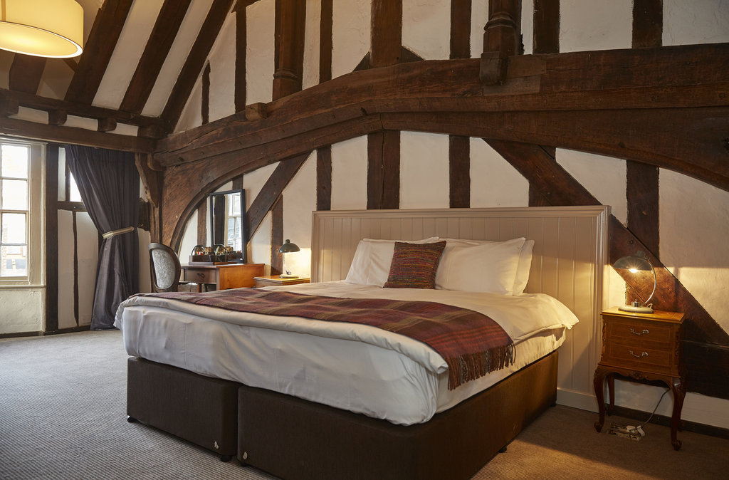 WHITE HART HOTEL COLCHESTER