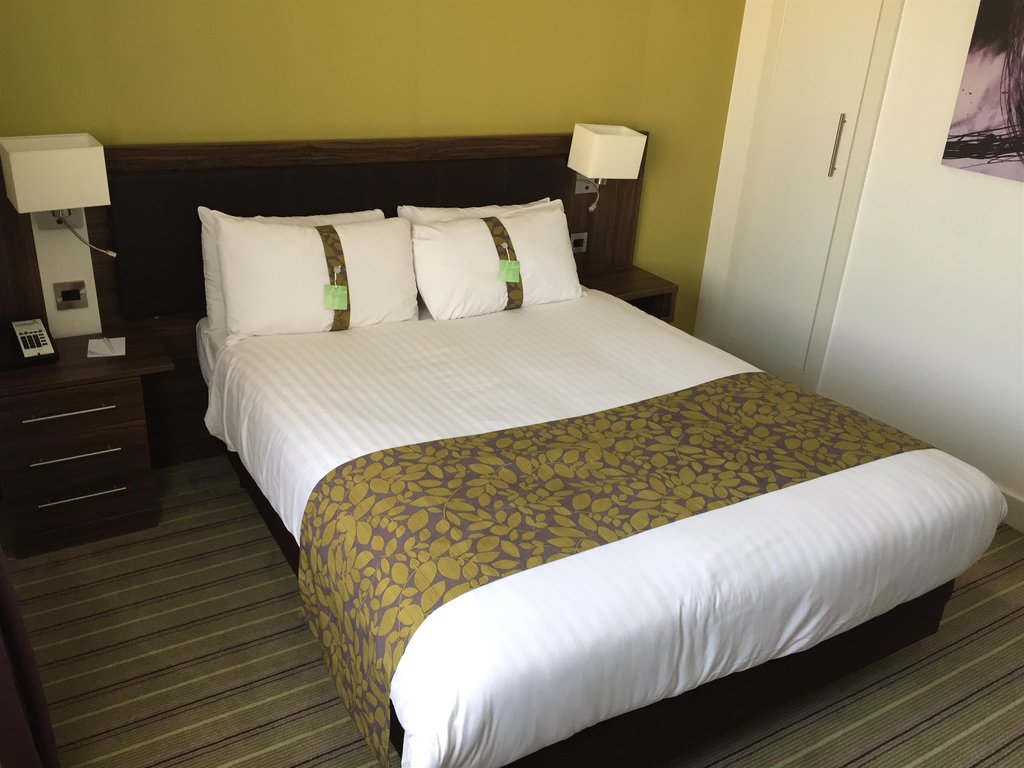 HOLIDAY INN HUNTINDON RACECOURS