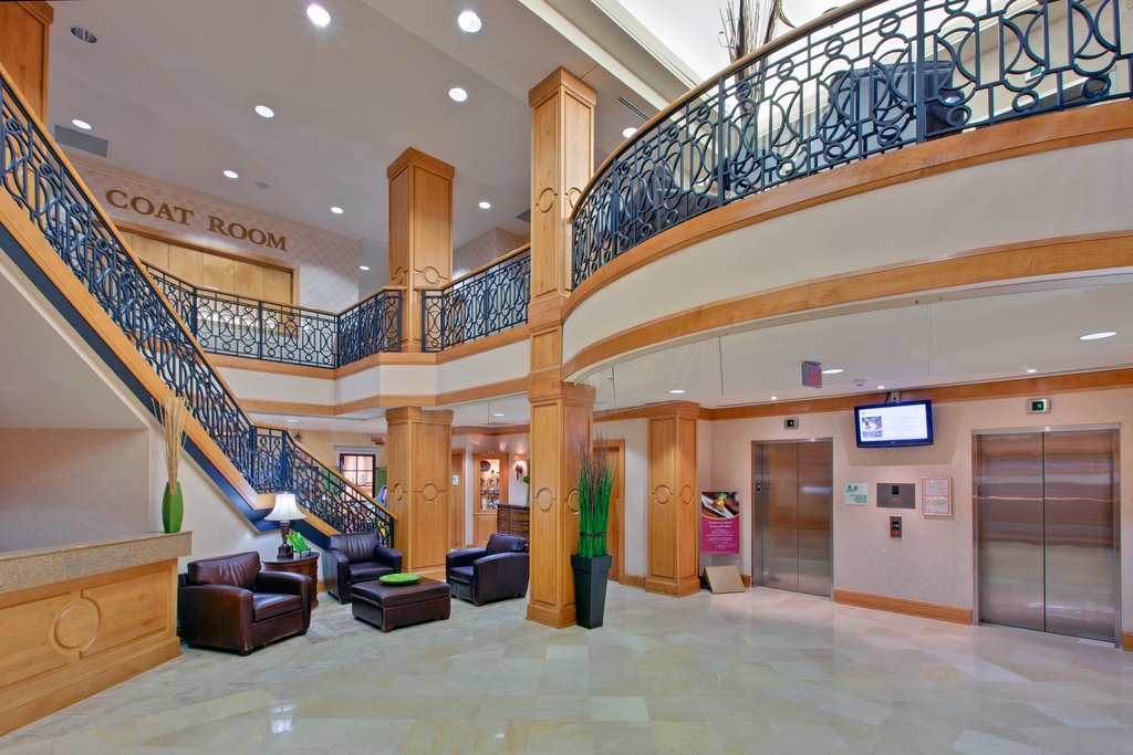 Holiday Inn & Suites OTTAWA KANATA