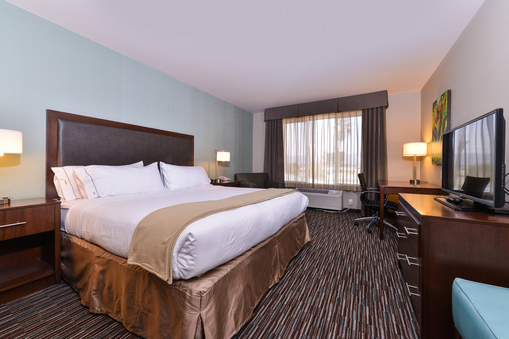 HOLIDAY INN EXP STES COACHELLA