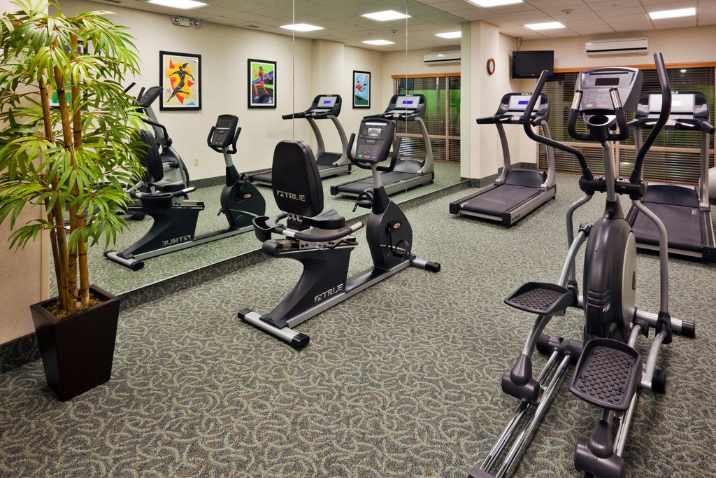 Holiday Inn Express & Suites TOLUCA ZONA AEROPUERTO