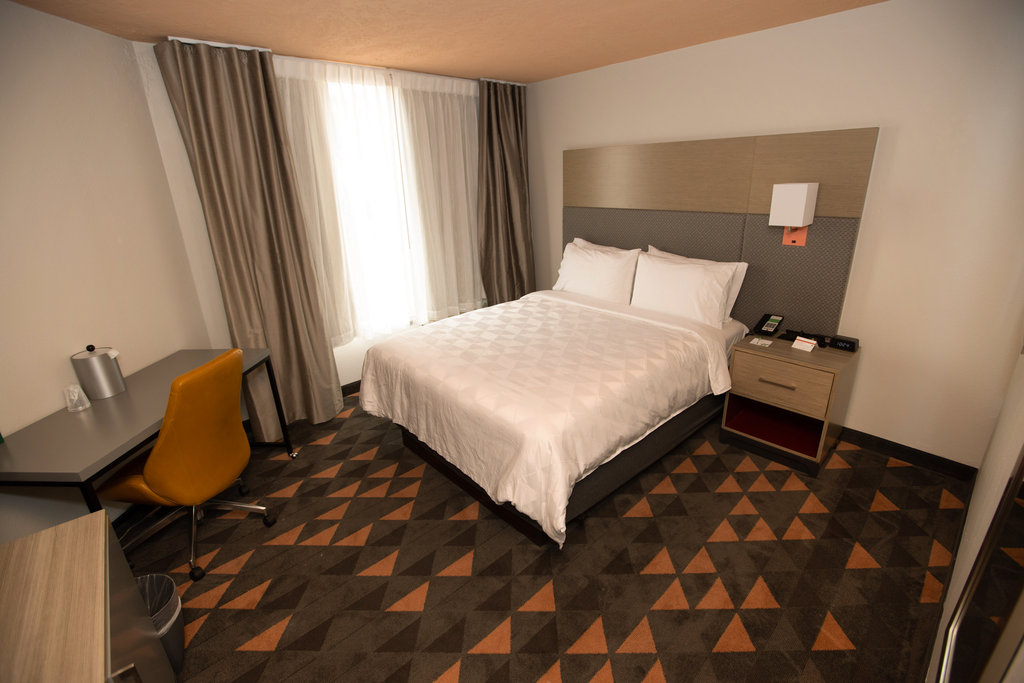 Holiday Inn HOUSTON-HOBBY AIRPORT