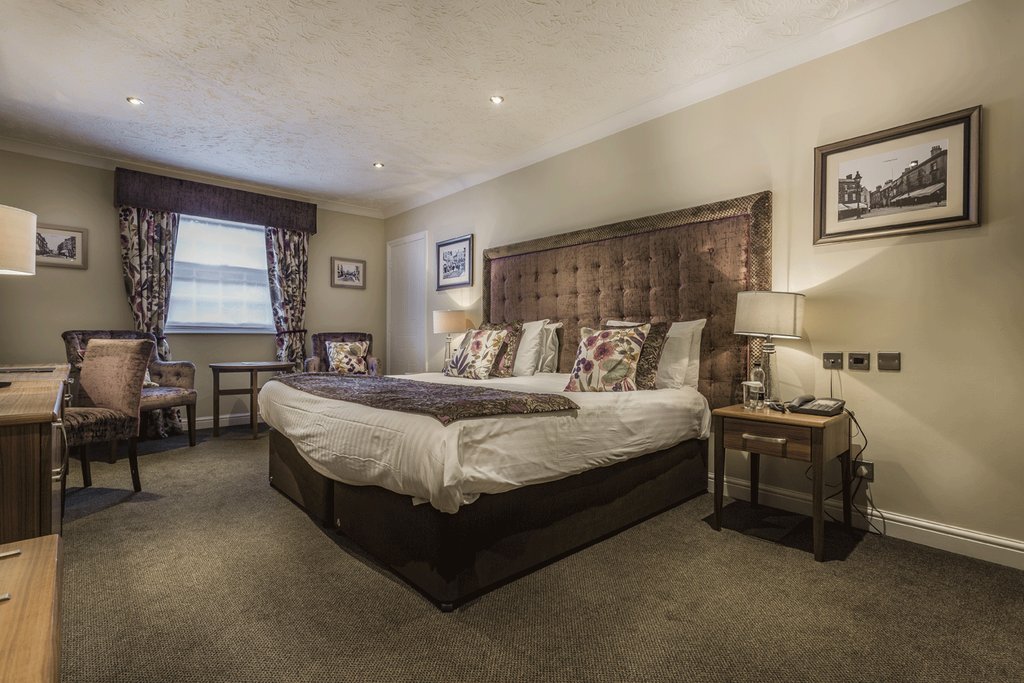Admiral Rodney Hotel