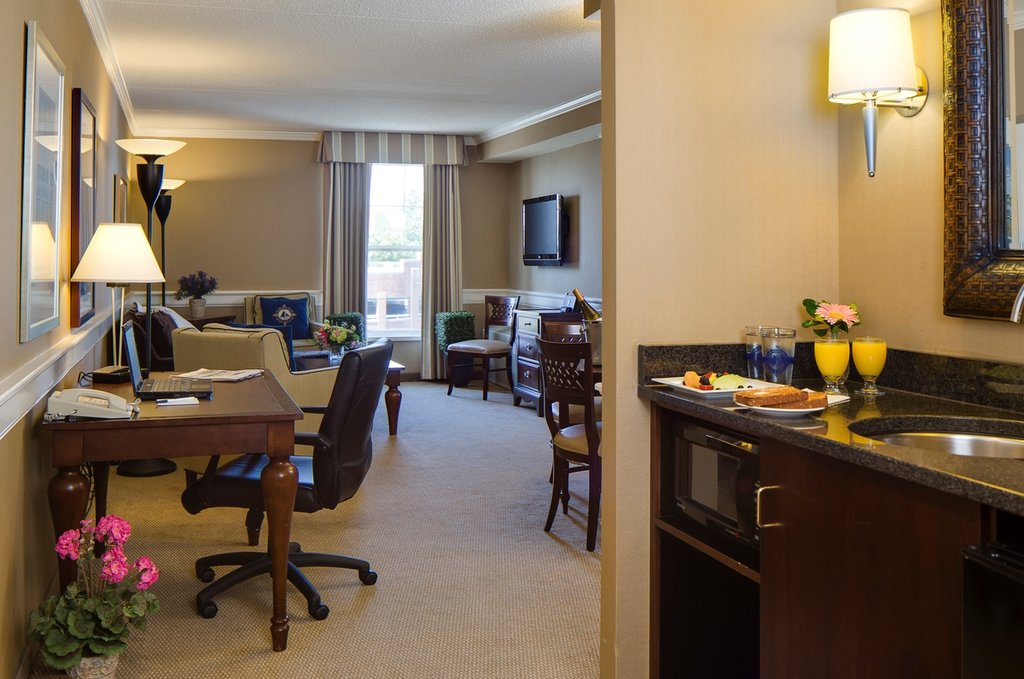 SALEM WATERFRONT HOTEL AND SUITES