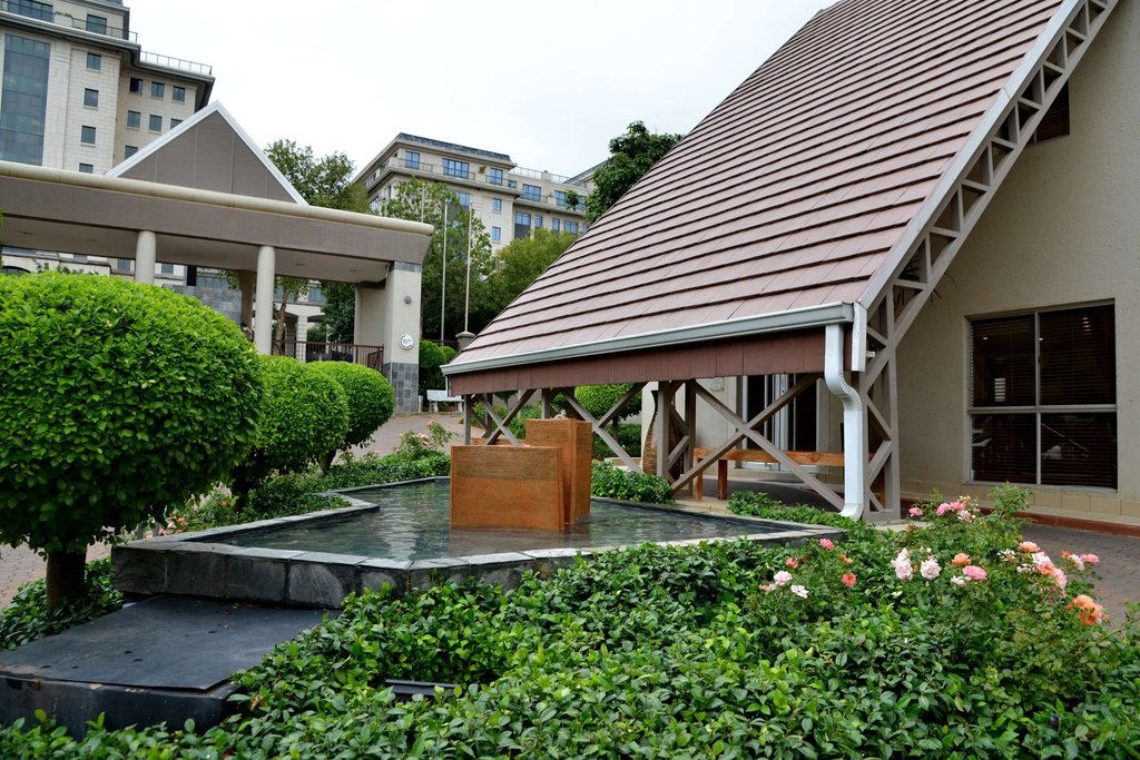 COURTYARD SANDTON