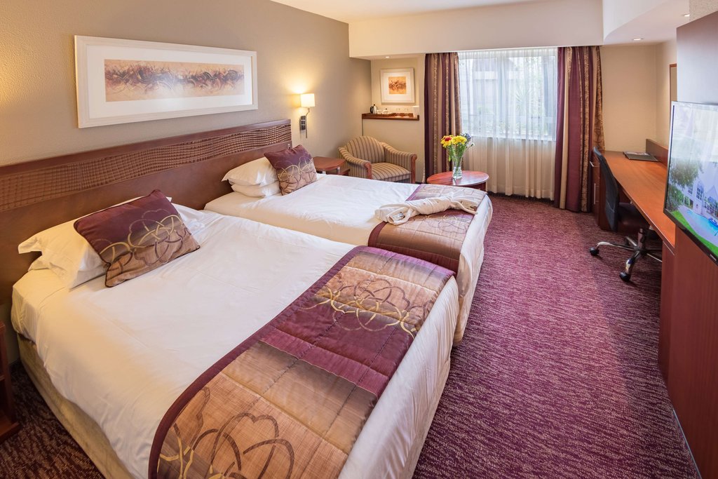 CITY LODGE PE