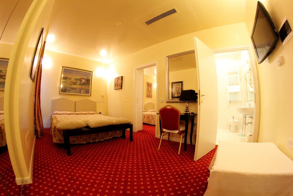 HOTEL EUROPA FIERA RHO