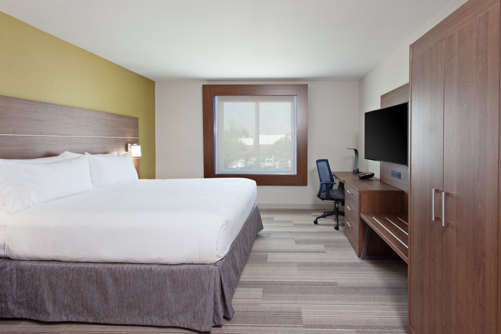 Holiday Inn Express & Suites PASADENA - LOS ANGELES