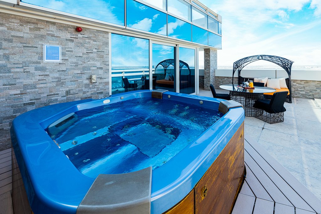 THE ART HOTEL   RESORT