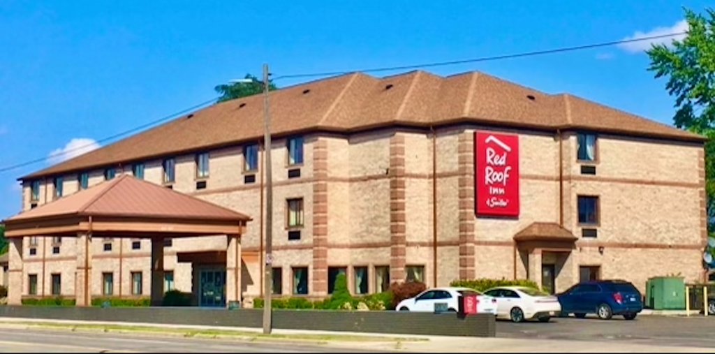 Red Roof Inn & Suites Detroit - Melvindale
