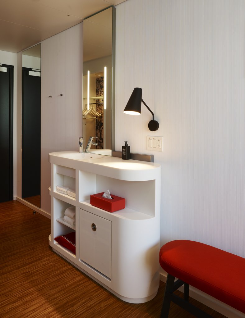 CITIZENM TOWER OF LONDON
