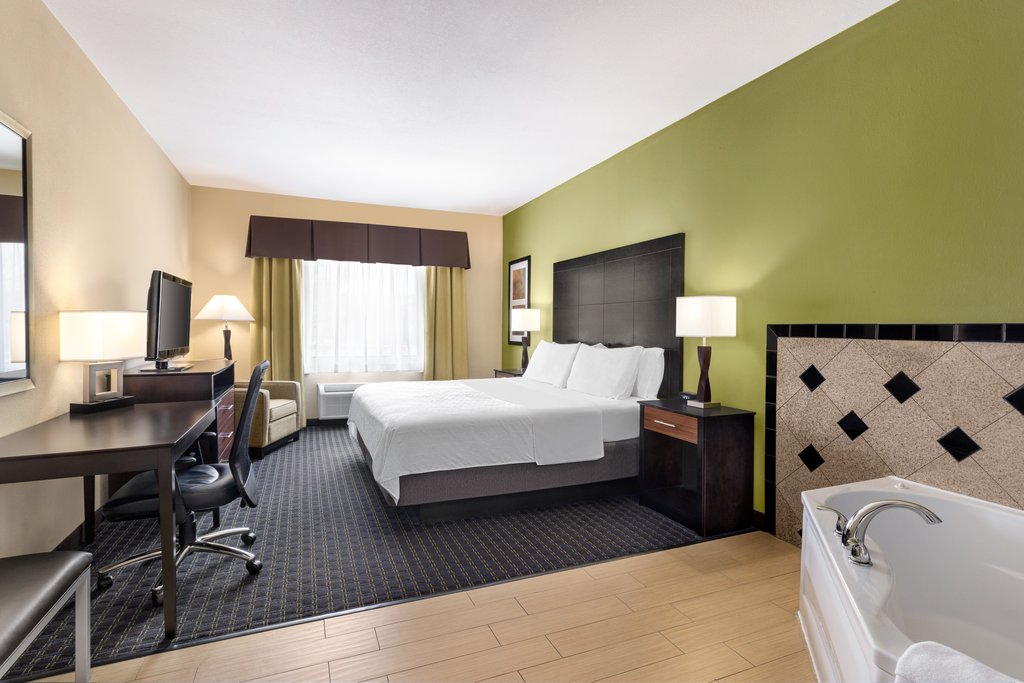 Holiday Inn Express & Suites EDMOND
