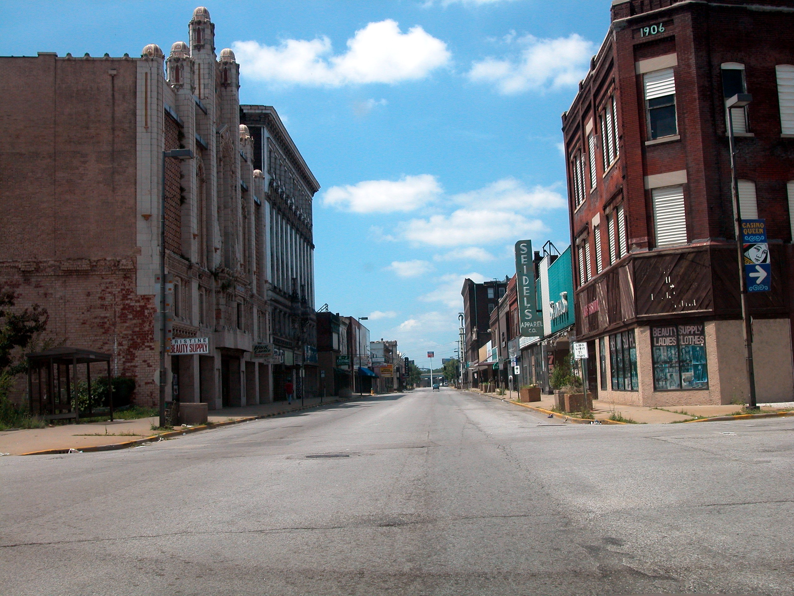 Hotels in East Saint Louis