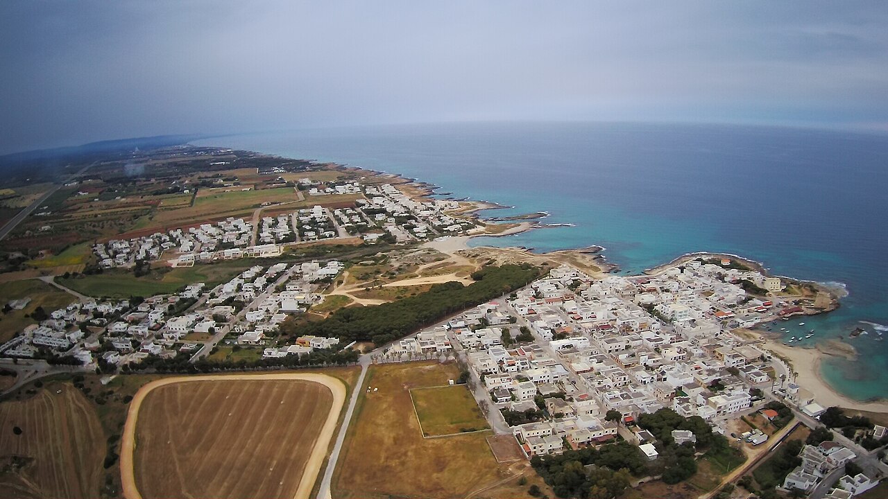 Hotels in Torre Santa Sabina