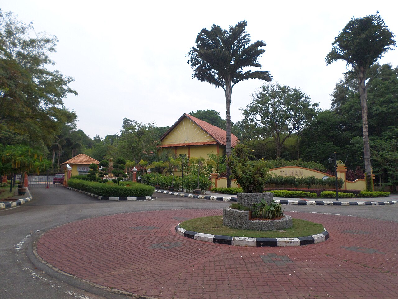 Holiday rentals Ayer Keroh