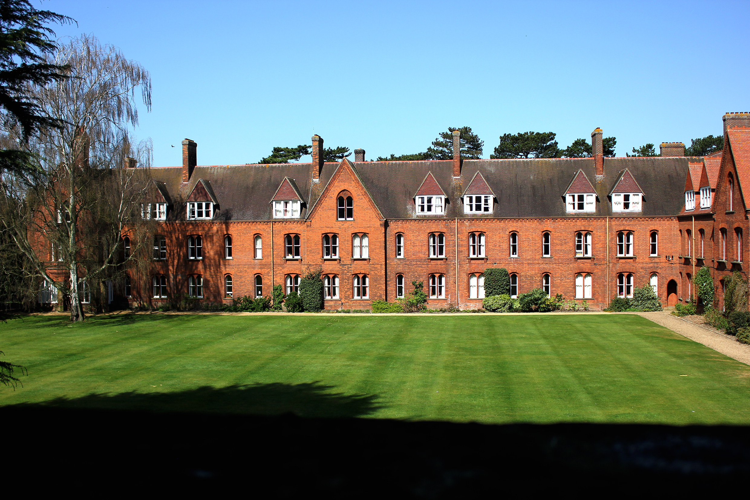 Hotels in Girton